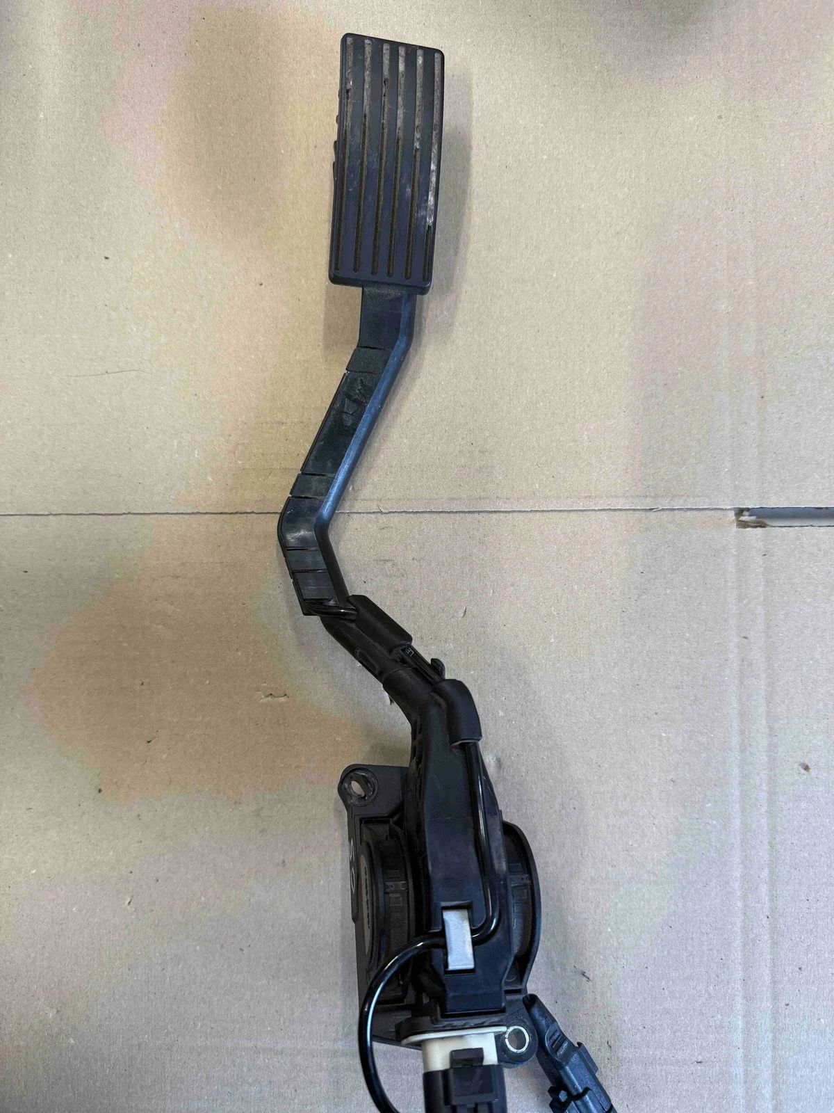 Pédale d'accélérateur Citroën C6 9650341780