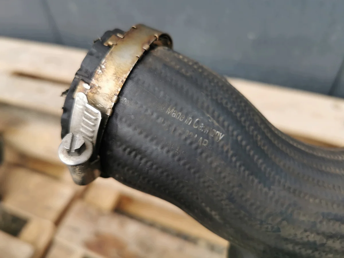 Turboletku VW Passat 1K0145832AR