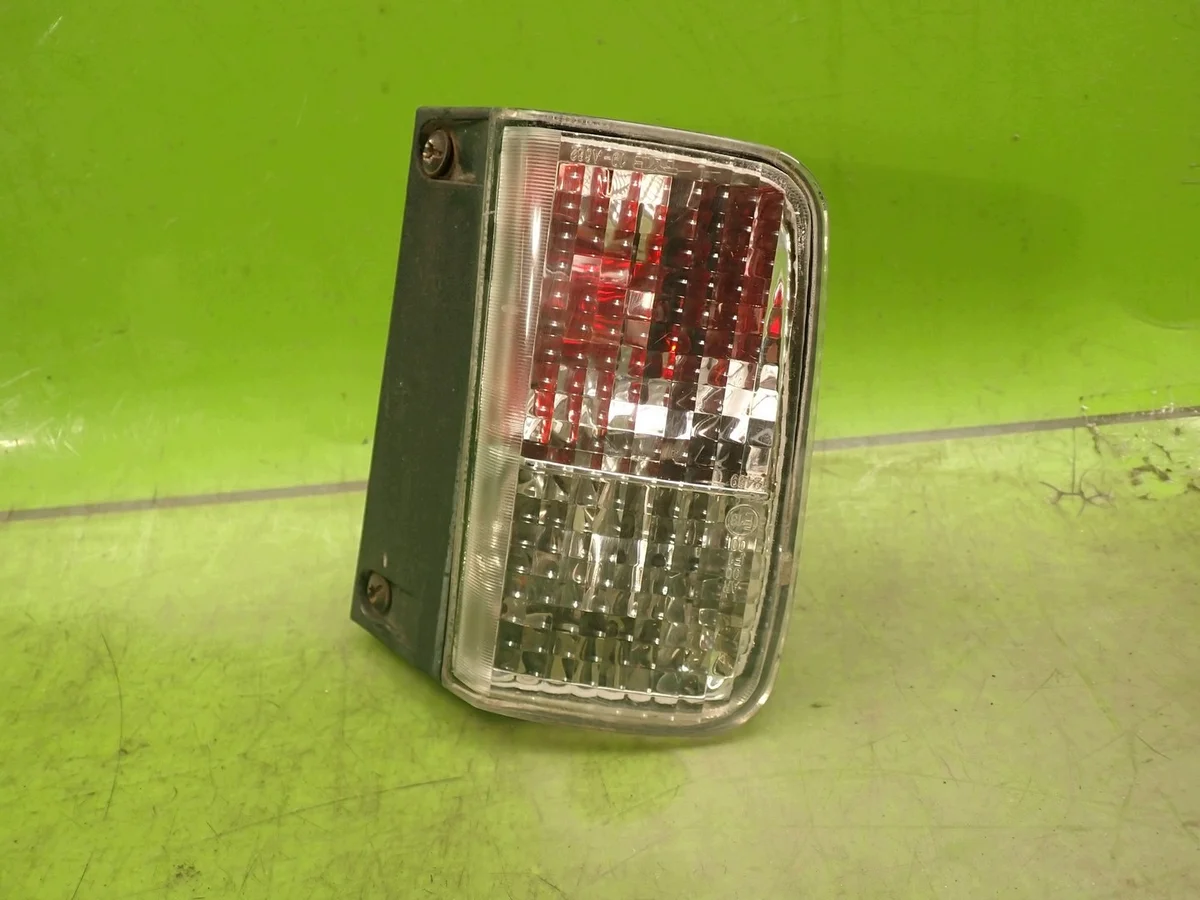 Lampada posteriore sinistra Opel Vivaro A 19-A662