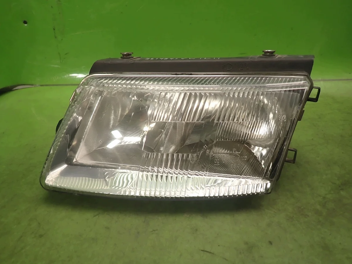 Headlight Left VW Passat B5 TYC 20-5080