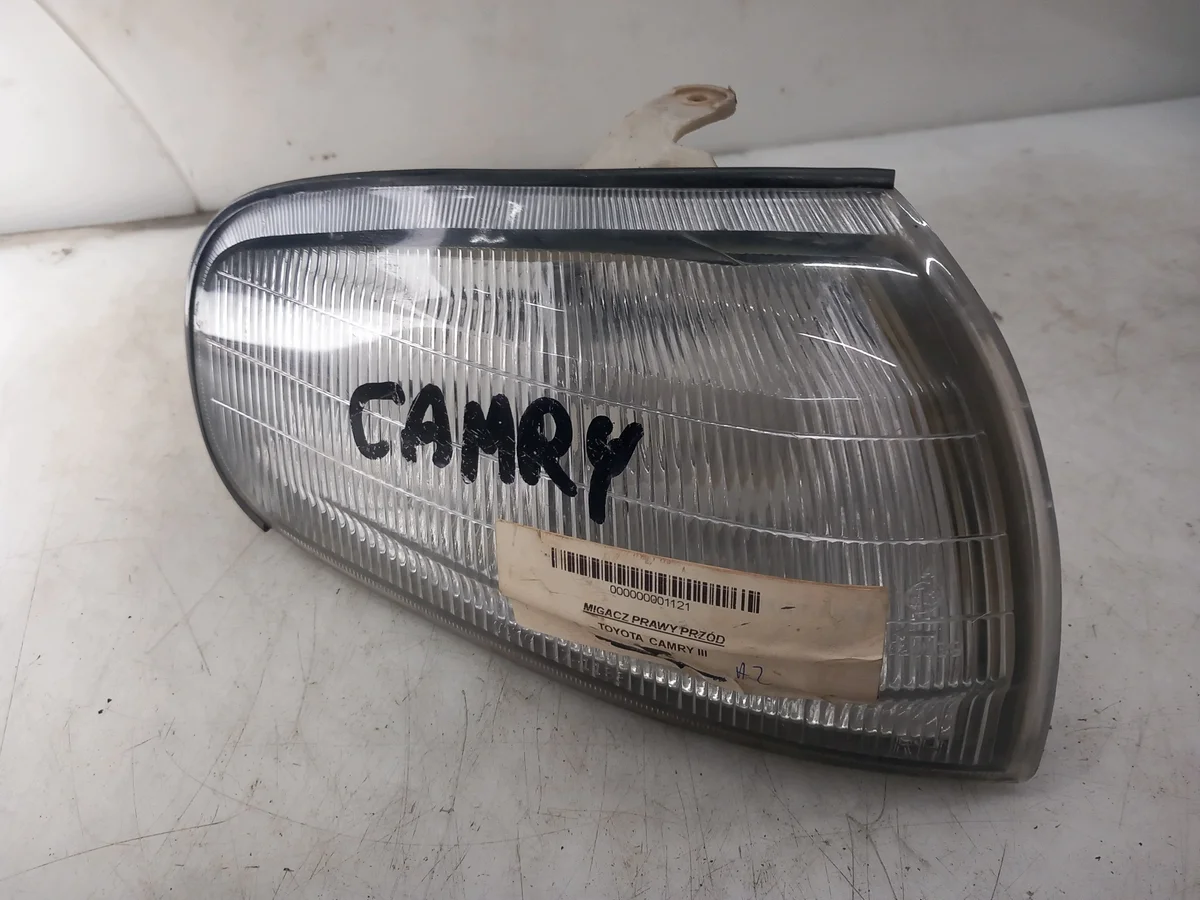 Blinker vorne rechts Toyota Camry 17-1138