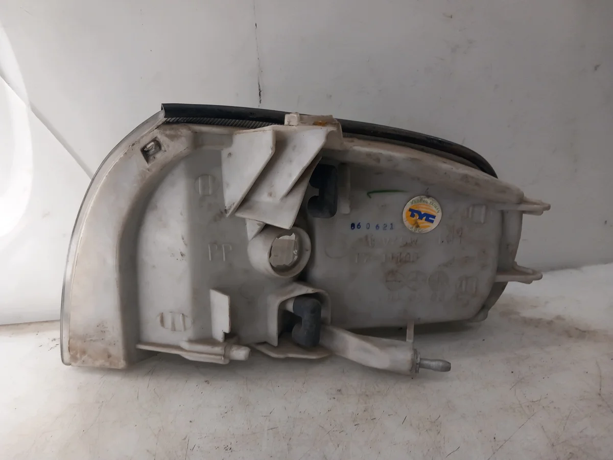 Knipperlicht Rechts Voor Toyota Camry 17-1138