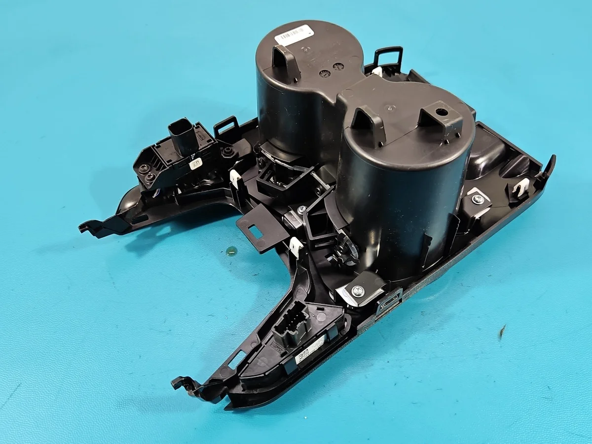 Mukiteline Ford Mondeo MK5 DG9T-13D734-CCW image 9