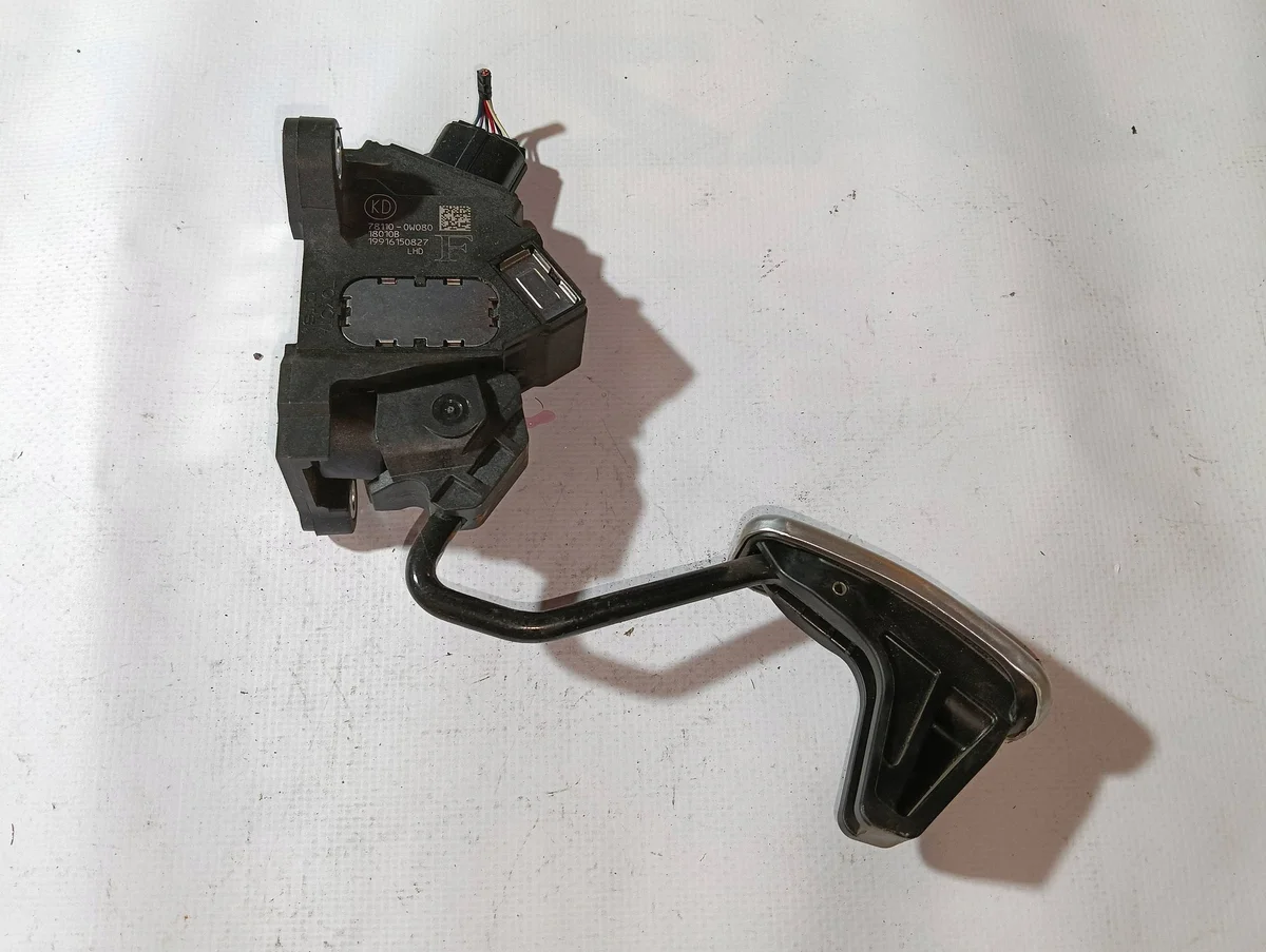 Pedale acceleratore Lexus NX 78110-0W080