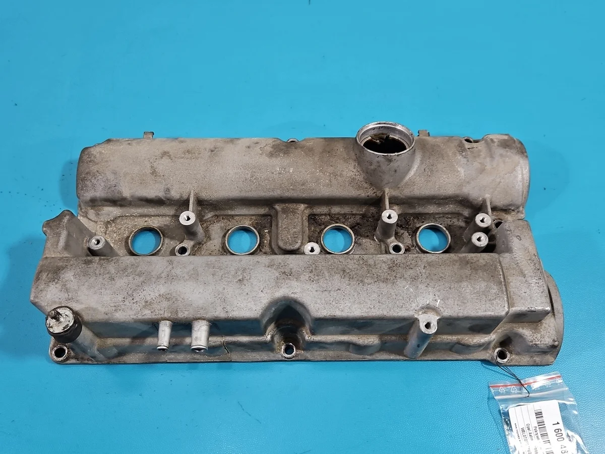 Opel Astra II G 1.8 16V Tapa de Válvulas 90536413