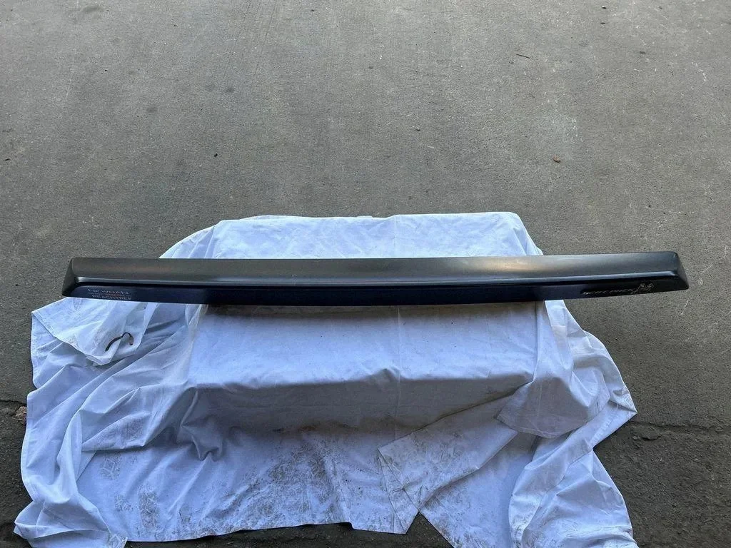 Dodge Challenger Spoiler Mala Traseira 5LC53TRM