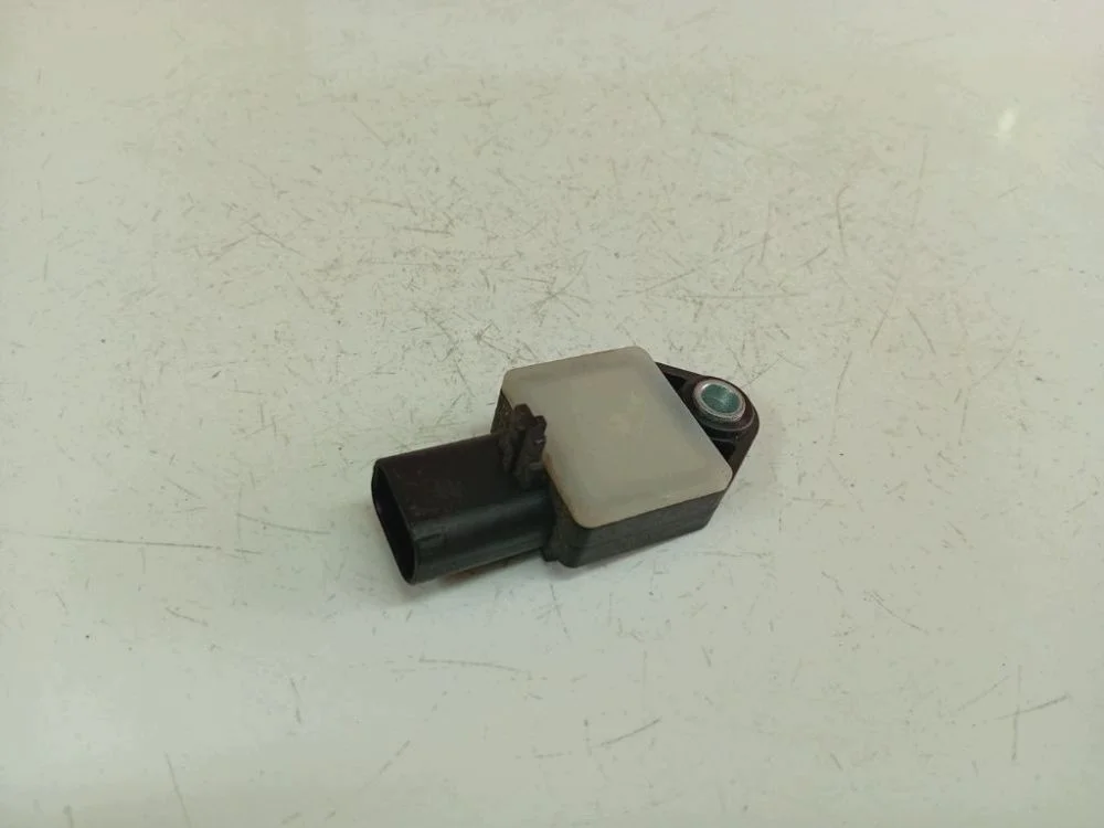 Airbag sensor Mercedes-Benz B-Klasse A1698202226