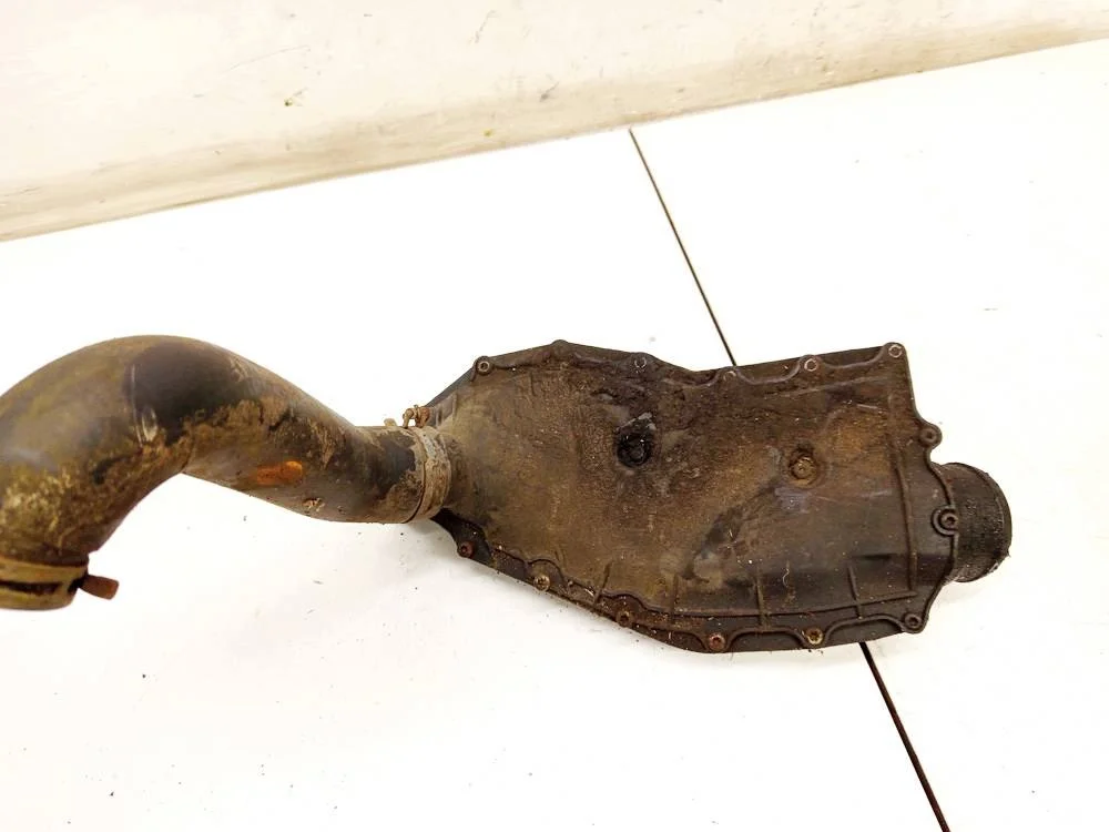 Volkswagen Golf Välijäähdyttimen letku 1J0145762