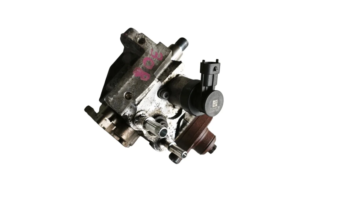 Brandstofpomp Peugeot 308 T7 1.6 EHDI 0445010516