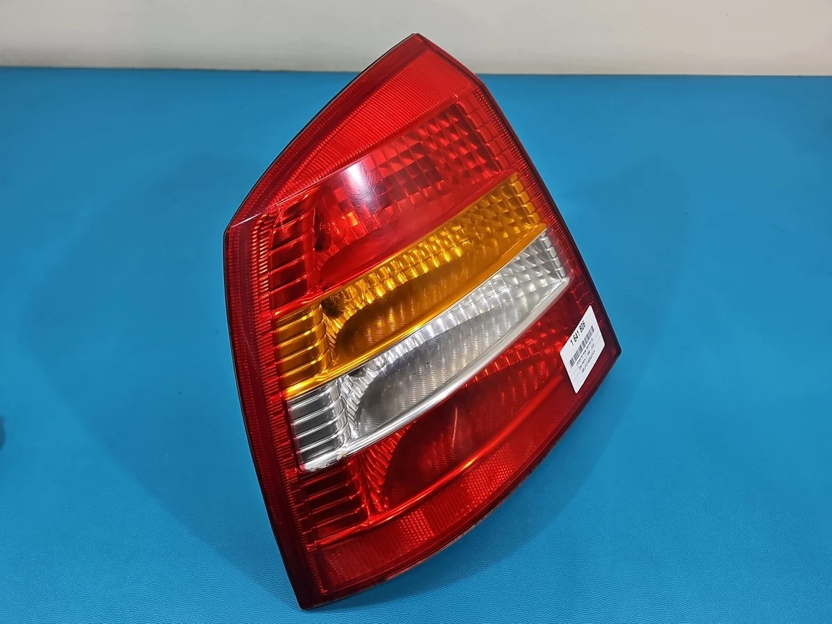 Opel Astra G Left Rear Fender Lamp