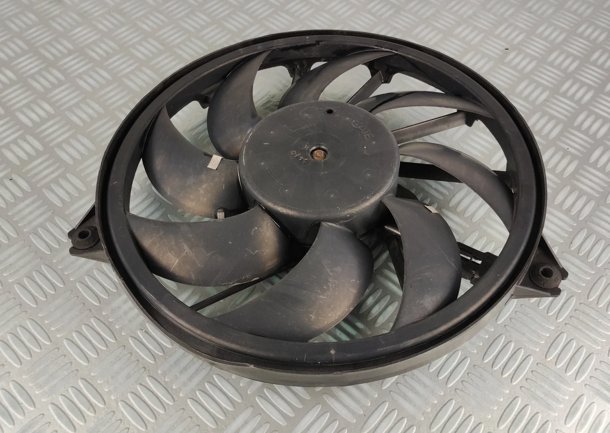 Moteur ventilateur radiateur Peugeot 206 9637193980