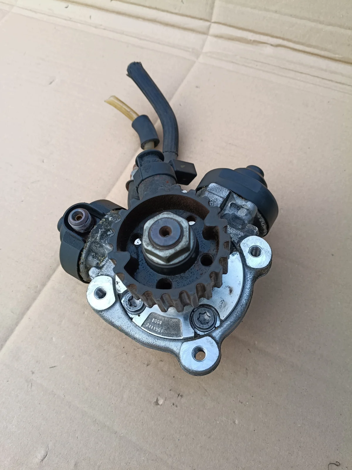 Polttoainepumppu Audi A6 C6 A4 B8 A5 2.7/3.0 TDI 059130755AH image 4