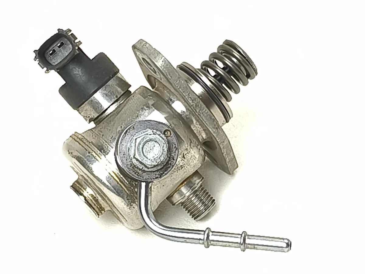 Pompe haute pression Honda HR-V II 1.5 i-VTEC 167905R