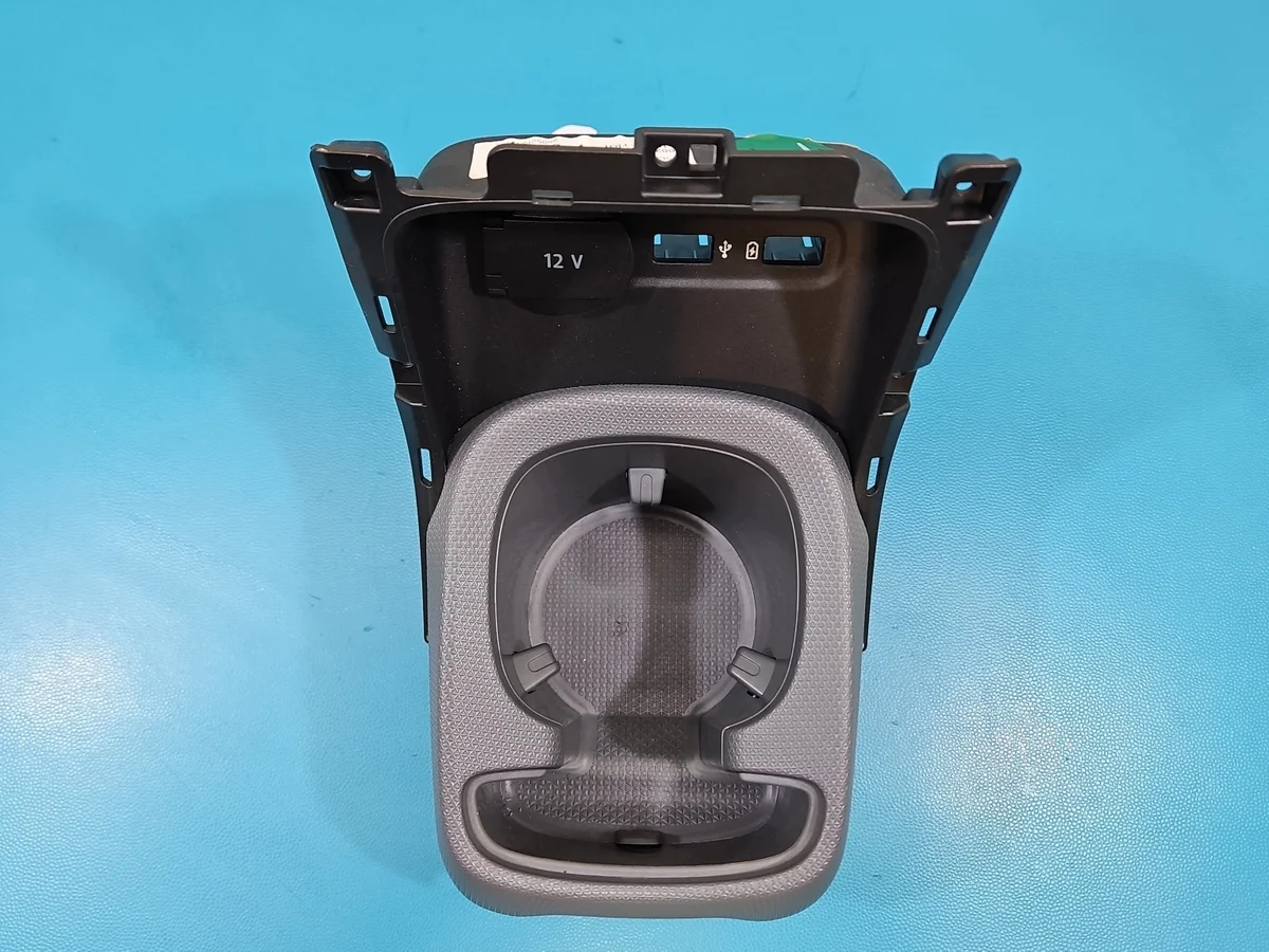 Getränkehalter LEAPMOTOR T03 image 3