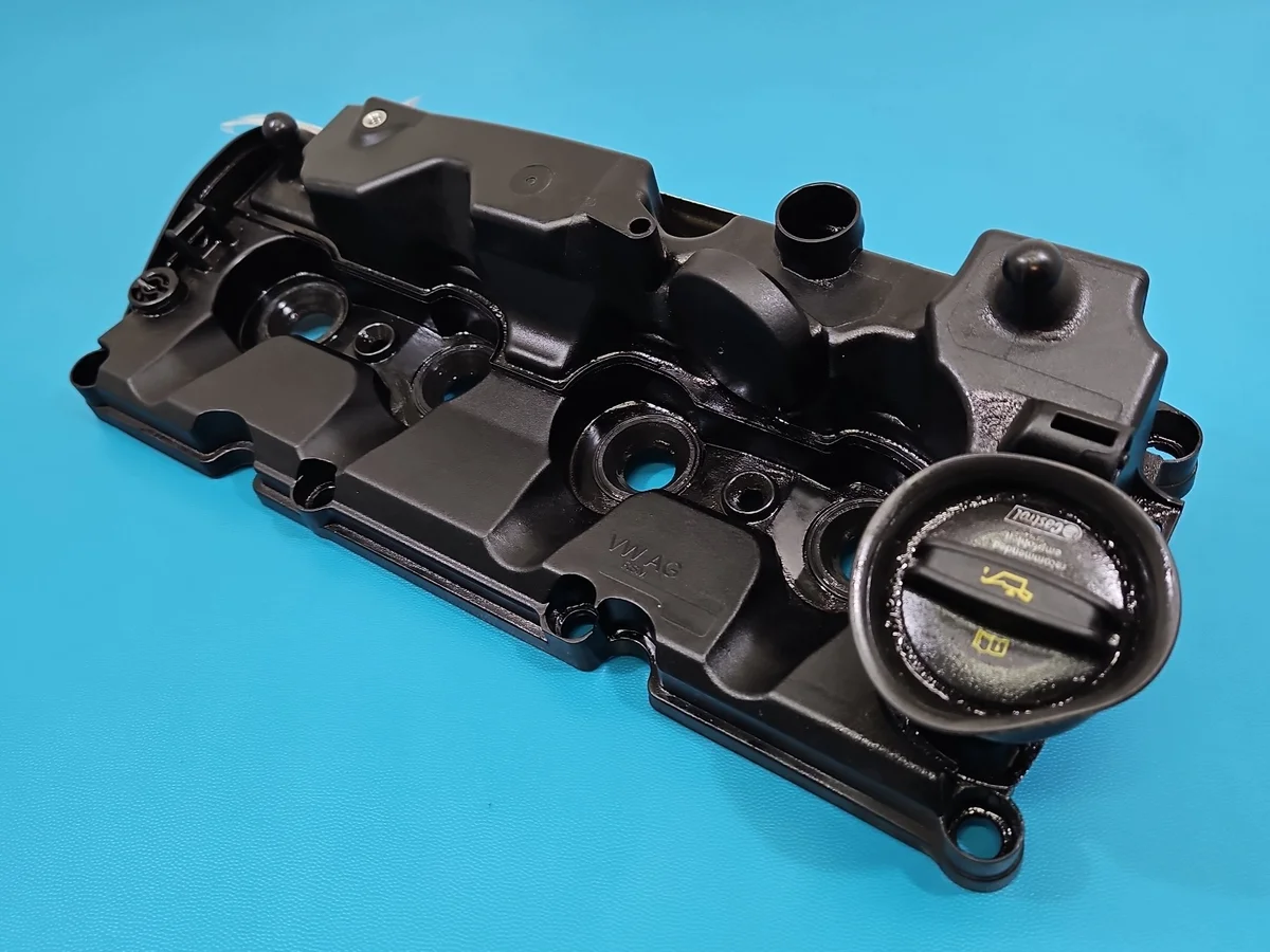 Couvre-culasse Audi A4 B9 2.0 TDI 03L103469S