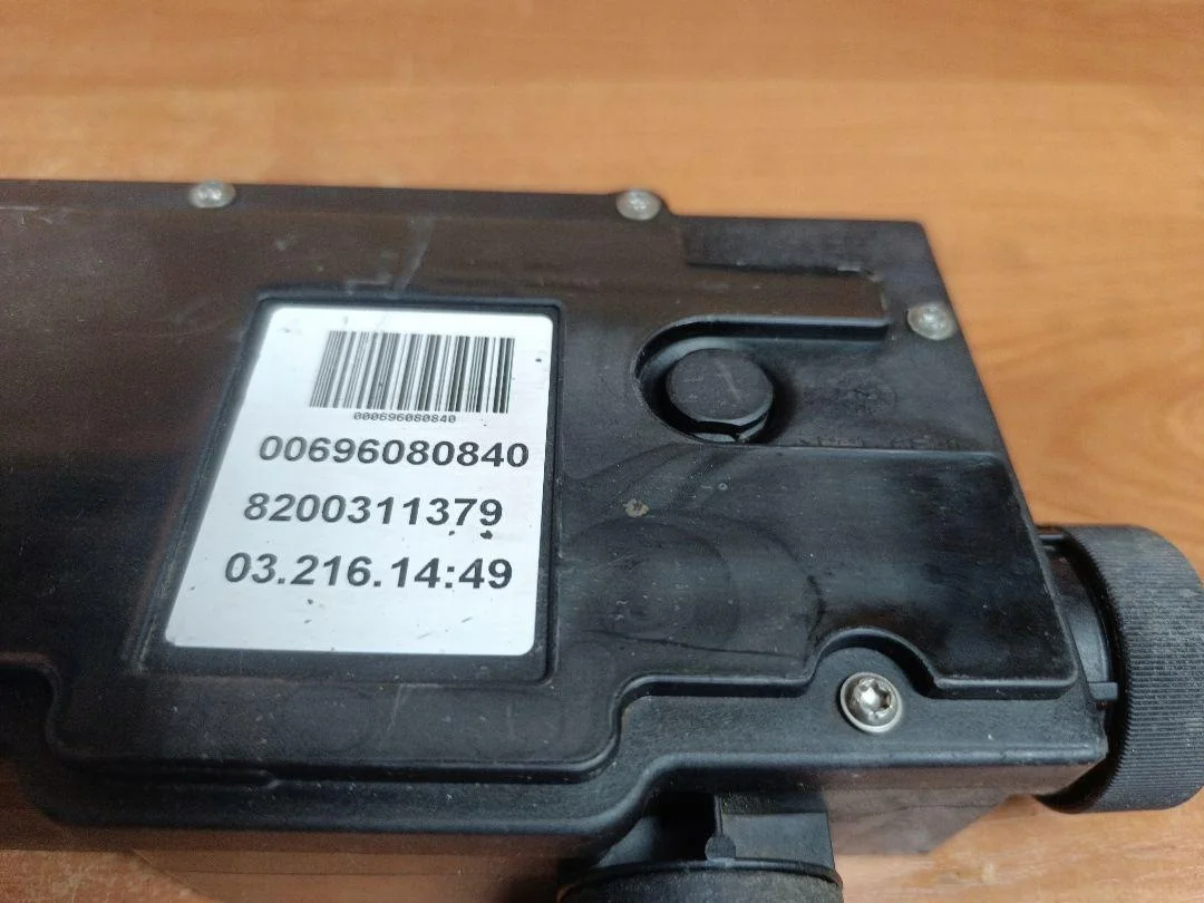 Sähköinen käsijarru aktuaattori Renault Scenic II 8200311379