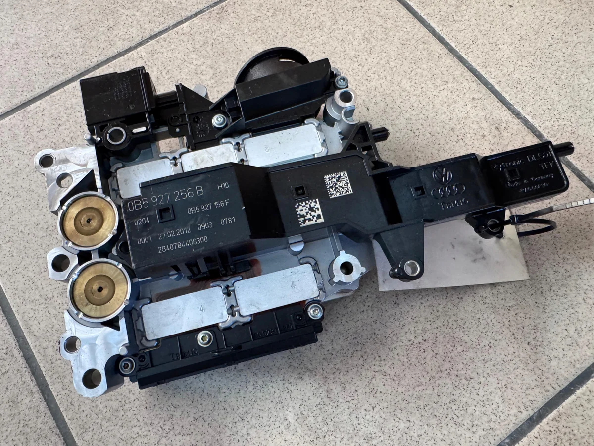 Unidade de comando Audi DL501 0B5927256B