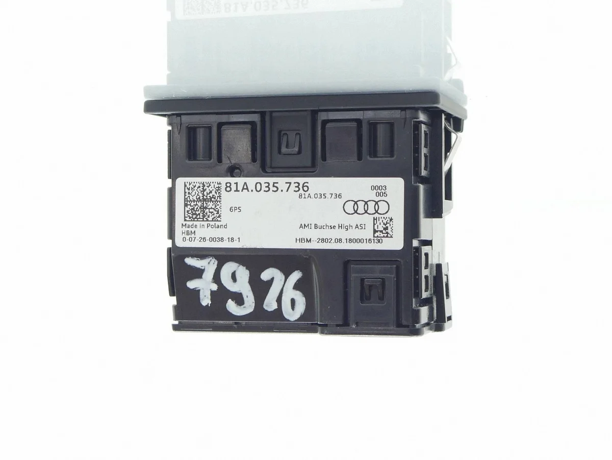 Conector USB Audi A6 A7 C7 A8 D4 WAH12121 image 3