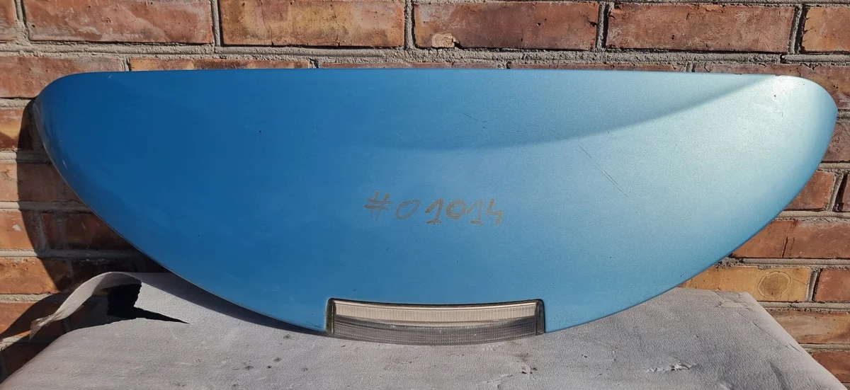 Nissan Leaf ZE0 Spoiler tavaratilaan 960303N0FA