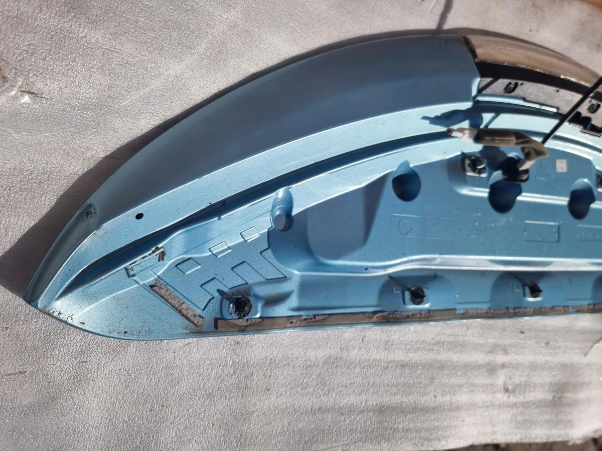 Spoiler maletero Nissan Leaf ZE0 960303N0FA image 6