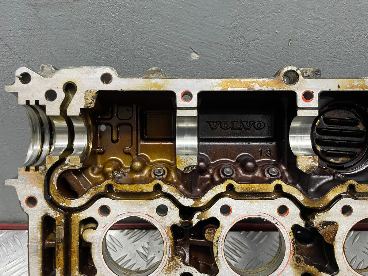 Volvo S80 Cylinder Head 456852966665