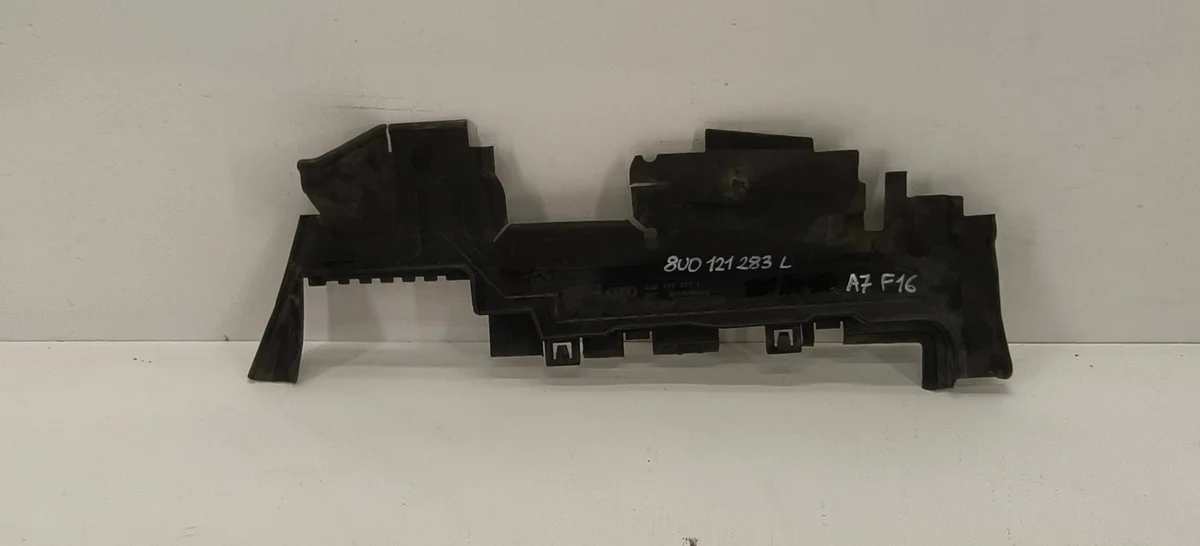 Luchtgeleider Audi Q3 8U 8U0121283L 2015-2018 links