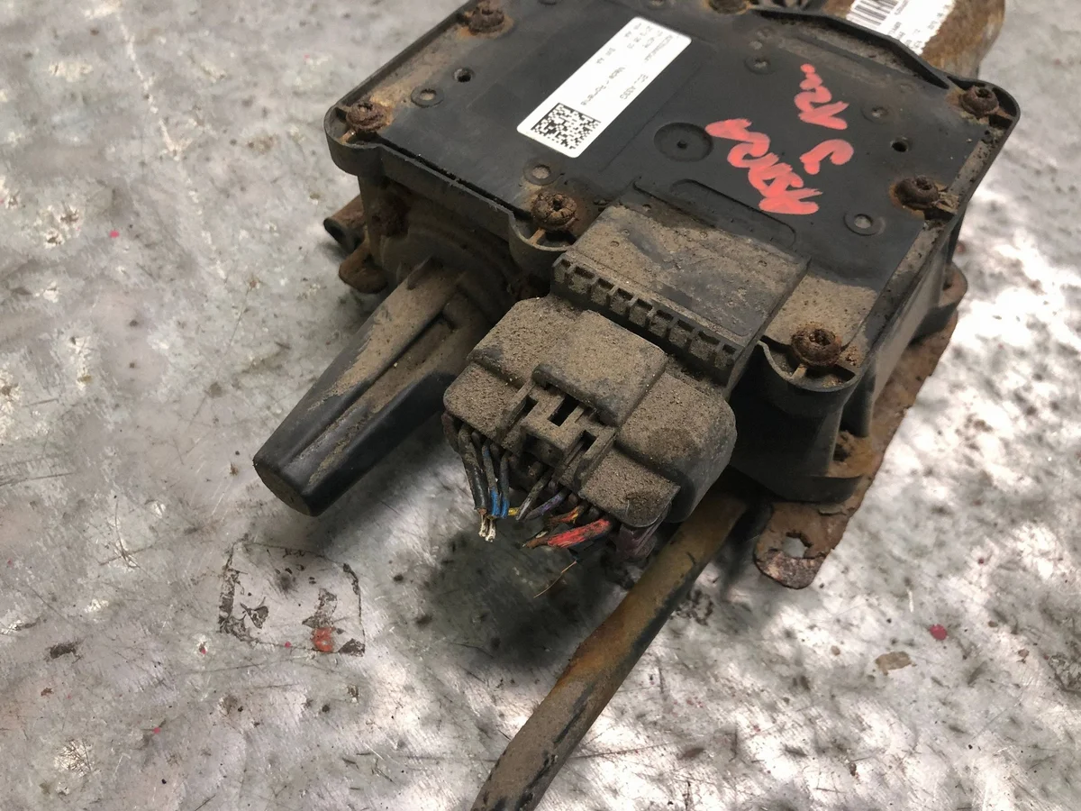 Käsijarru Opel Astra J 13365044