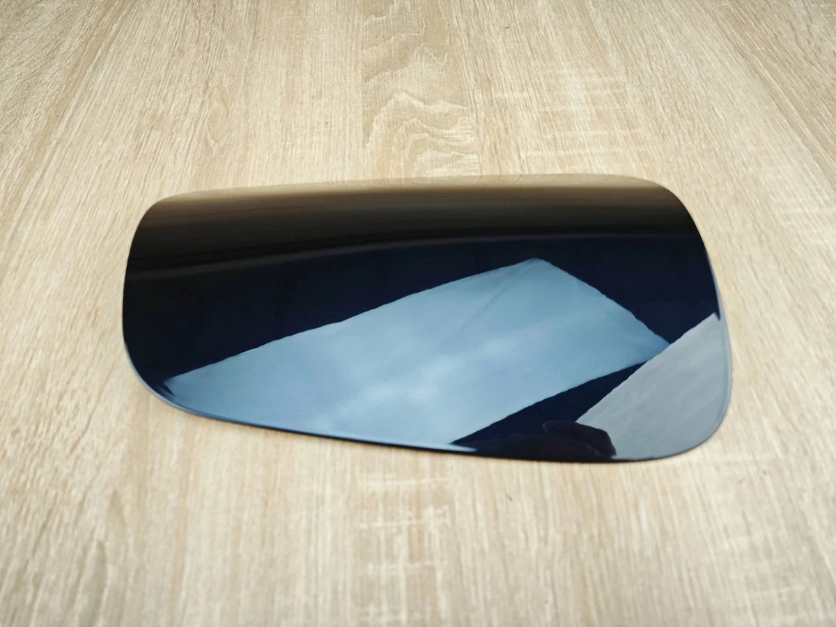Polttoainetankin luukku BMW 8 G15 7440412