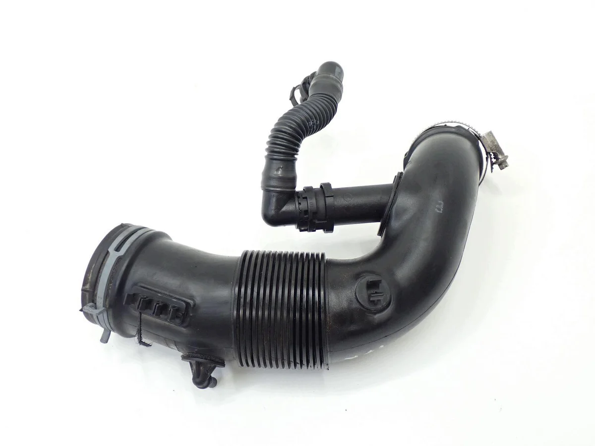 Luchtinlaatslang Skoda Rapid 6C0129654F