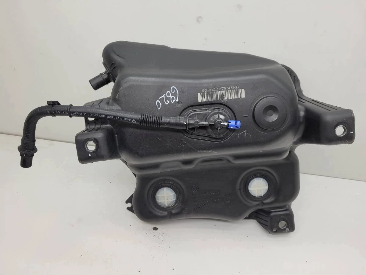 VW Arteon AdBlue pomp 3Q0131877D