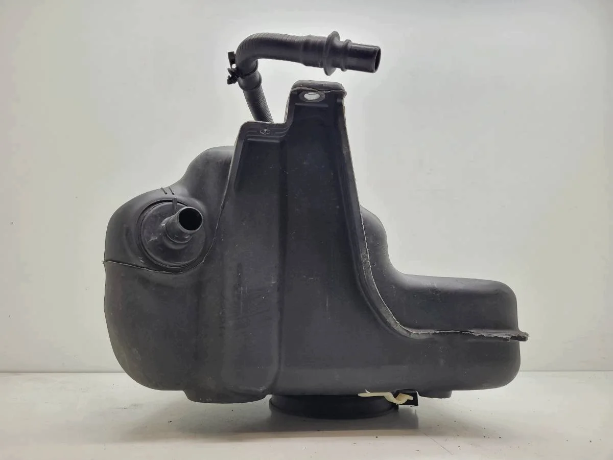 AdBlue-pumppu Volkswagen Arteon 3Q0131877D image 3