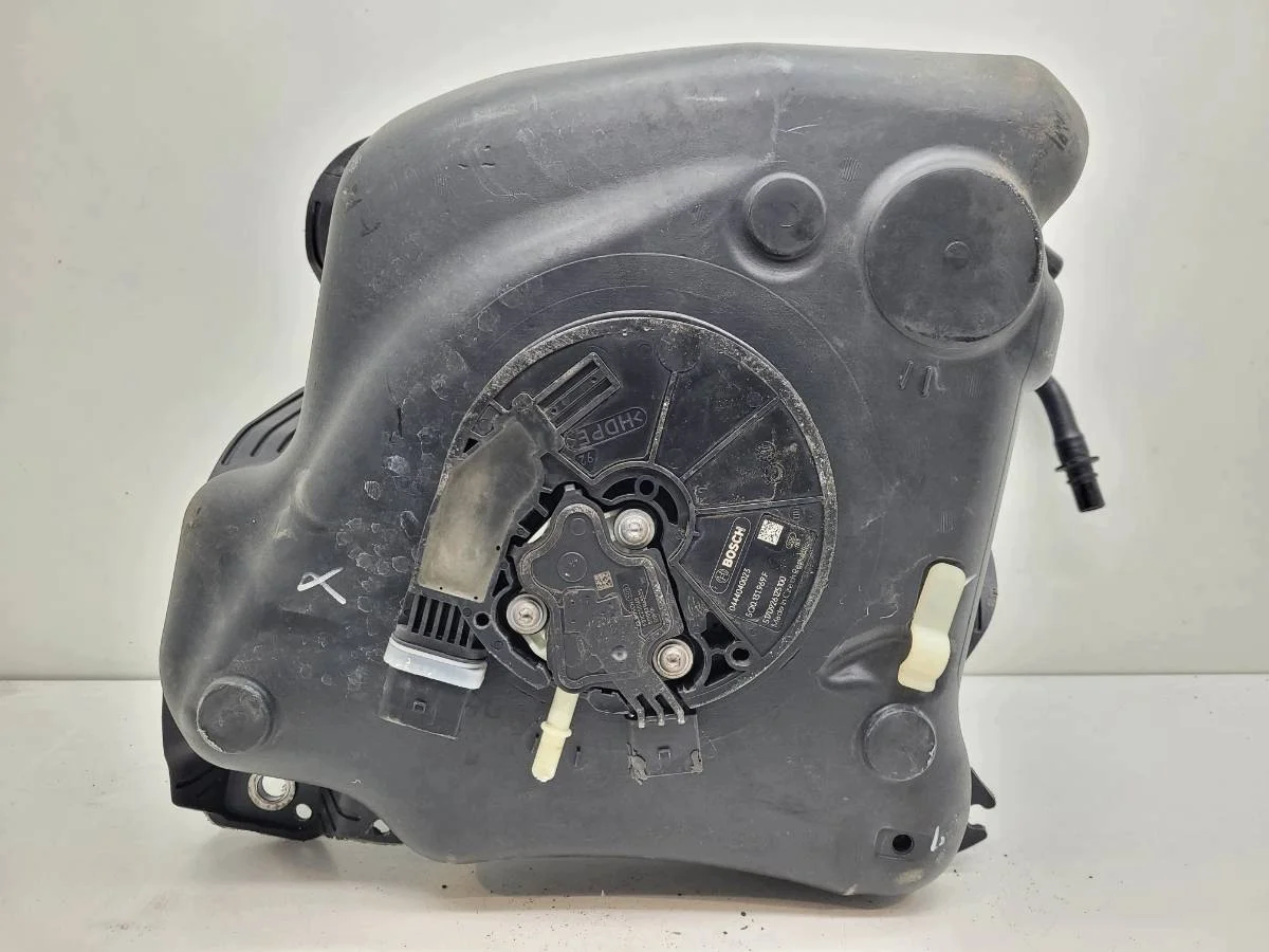 AdBlue-pumppu Volkswagen Arteon 3Q0131877D image 6