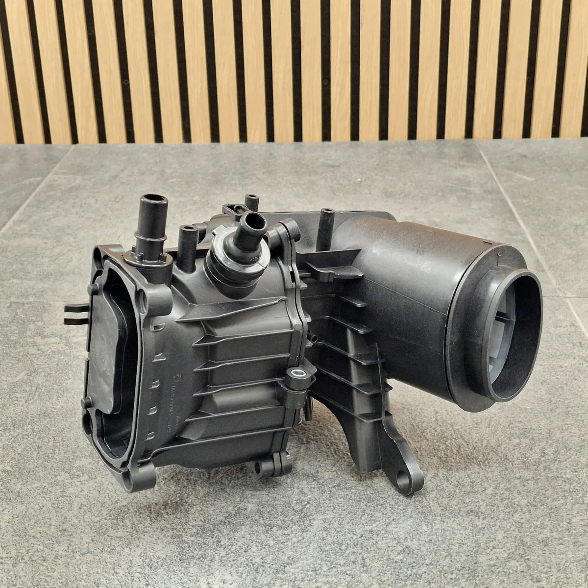 Silenciador Volvo V60 II 32222584