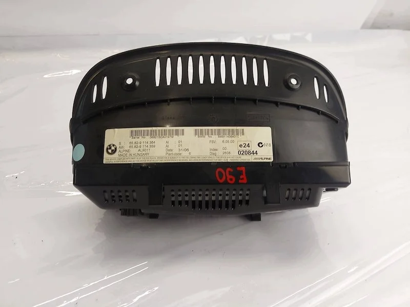 Pantalla BMW Serie 3 (E90) 82-9114364 image 6