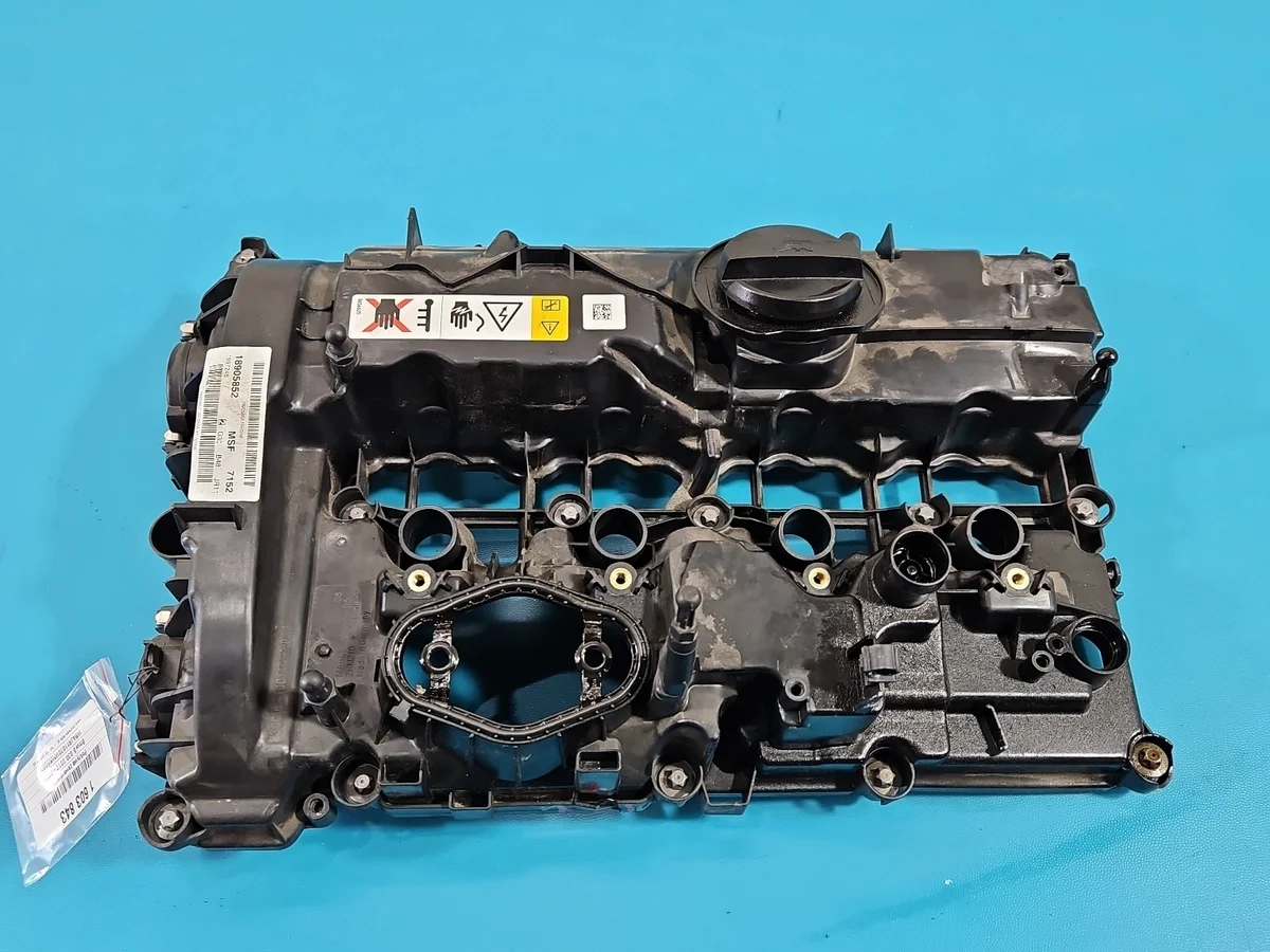 Tapa de válvulas BMW B48B20 8631745