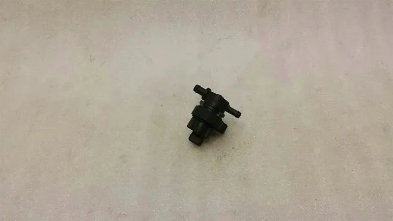 Carbon Filter Valve Mercedes-Benz A0004708893