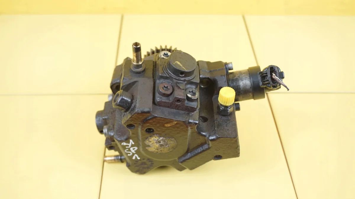 Opel Vivaro Injectiepomp 31SP12POMPA0445010404 image 3