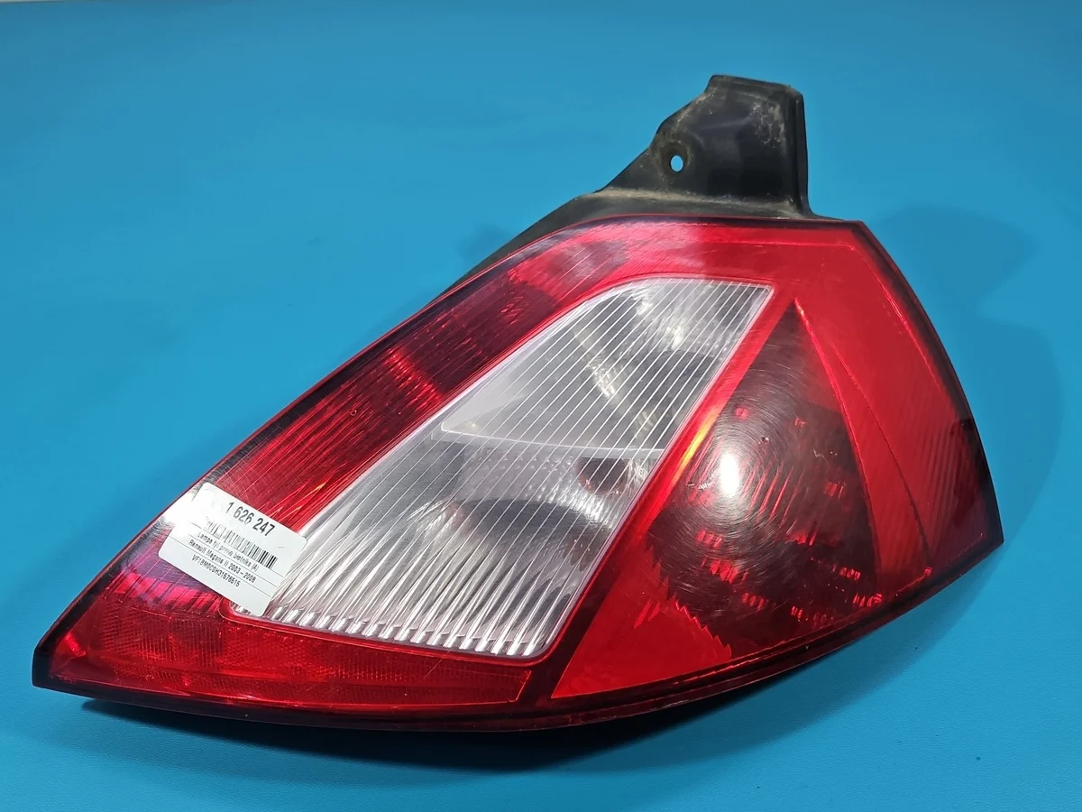 Baklykta höger Renault Megane II 8200073237