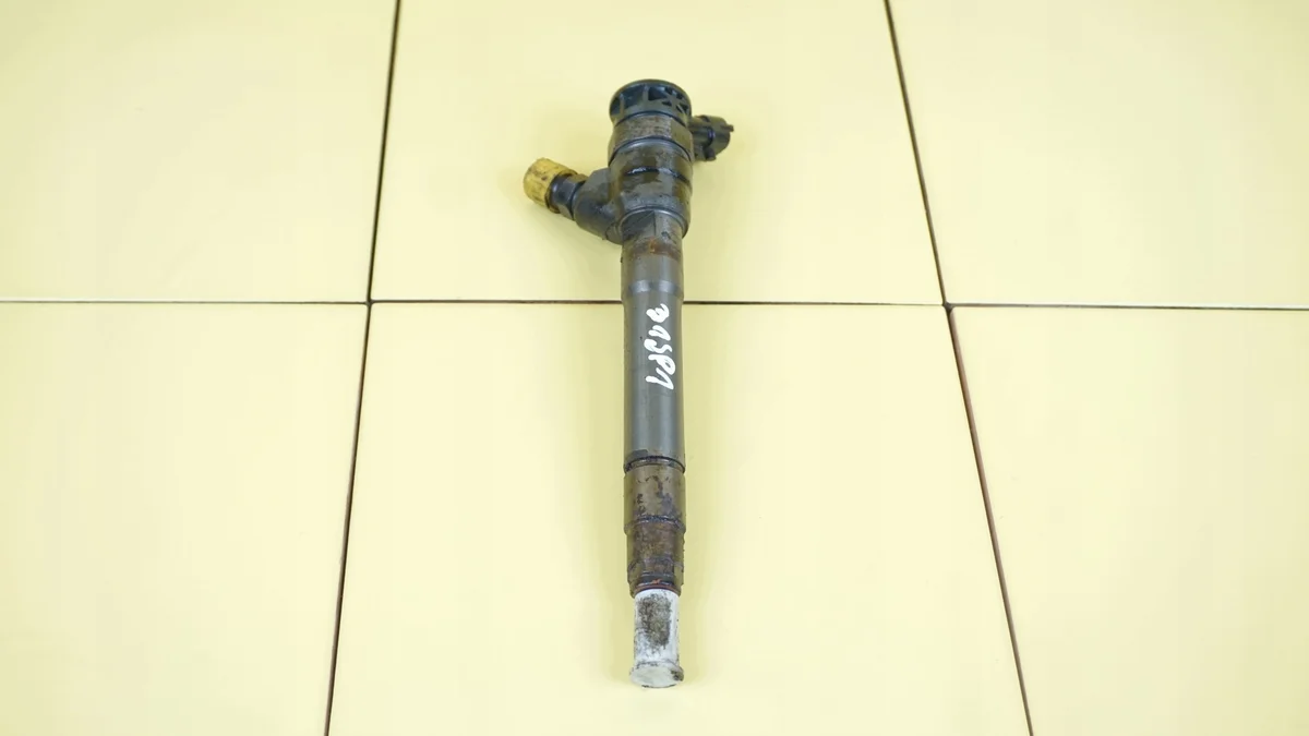 Injecteur Opel Vivaro Trafic 1.6 DCI 0445110414