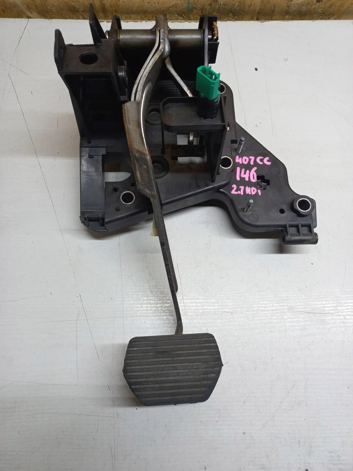 Bromspedal Peugeot 407 9660185480