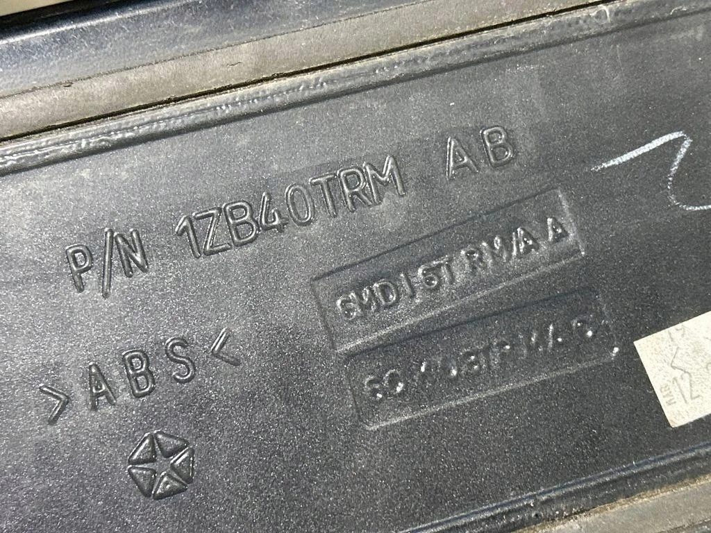Spoiler Dodge Challenger 1ZB40TRM 2017 image 5