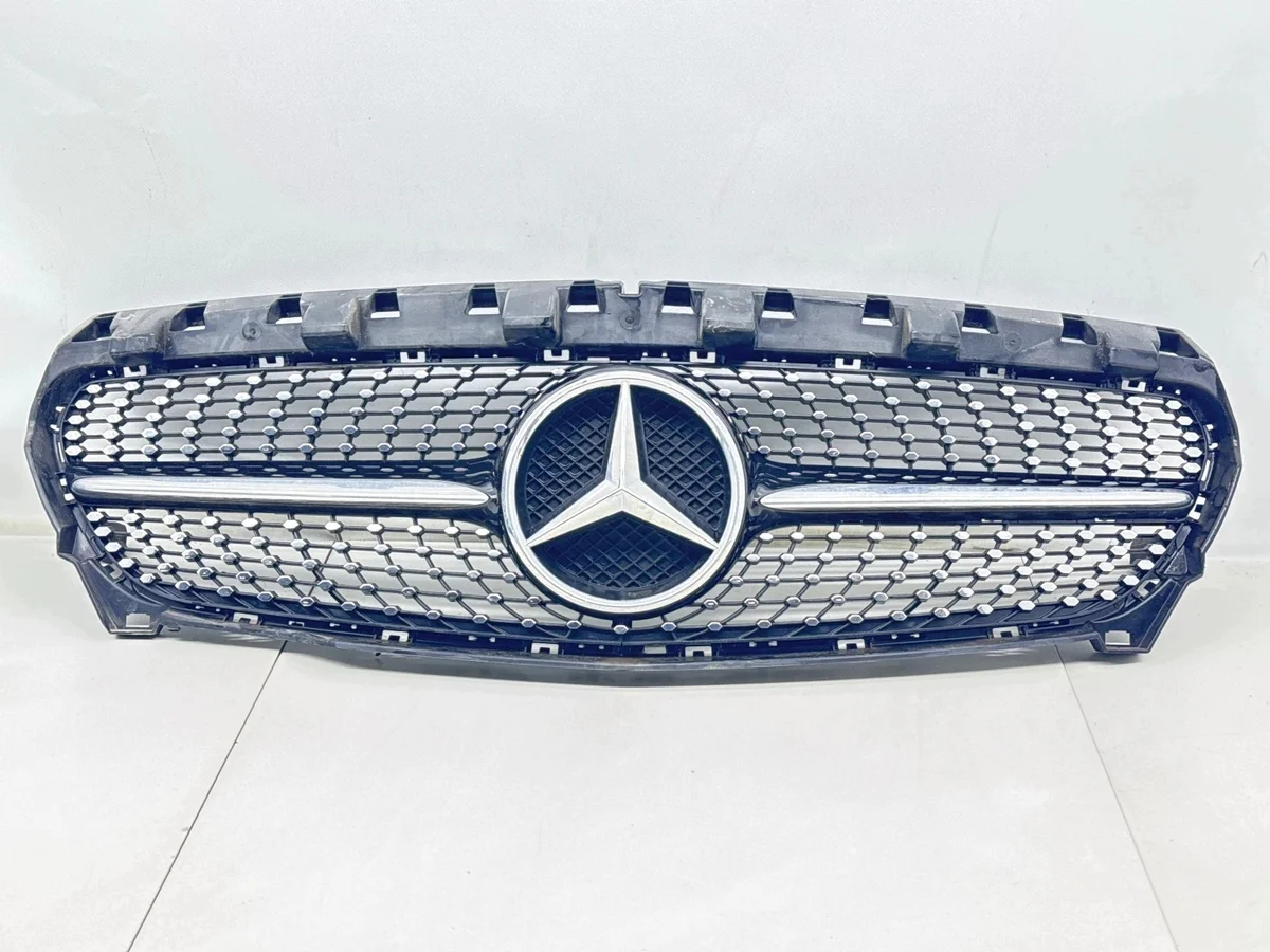 Mercedes-Benz CLA Coupe (C117) Radiator grille A1178881160
