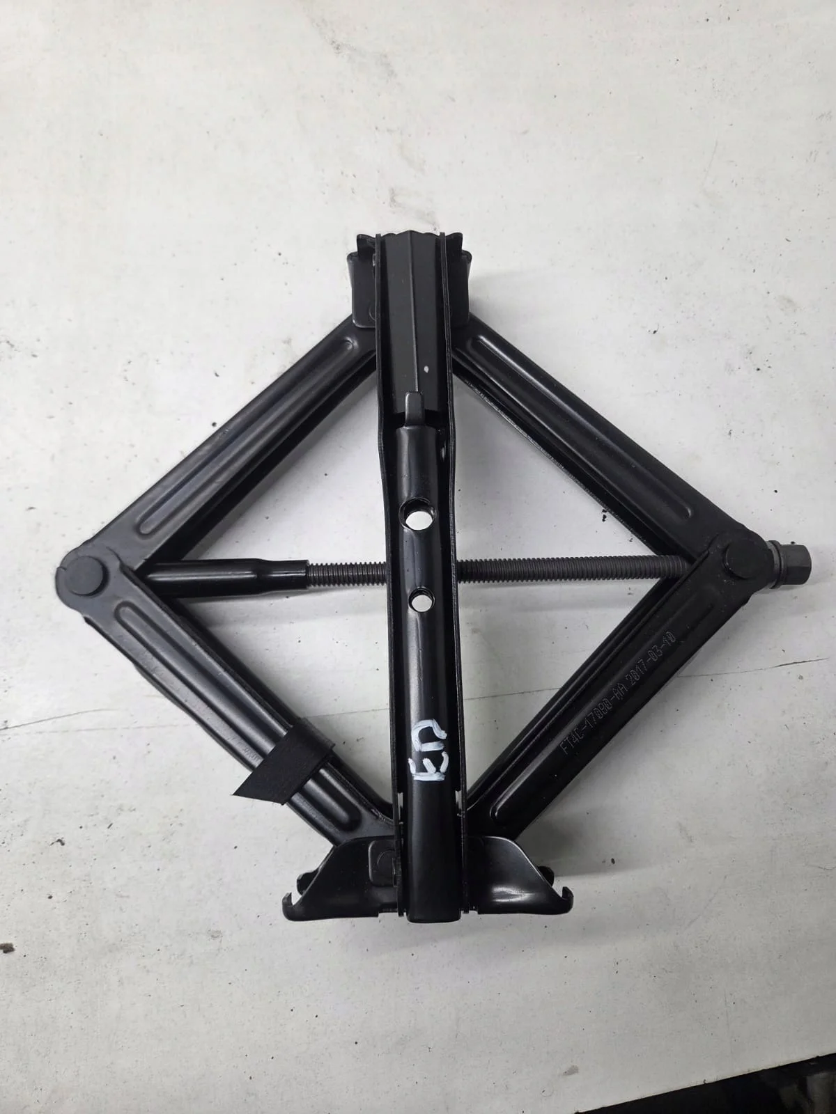 Car Jack Ford Edge Mk2 FT4C-17080-AA