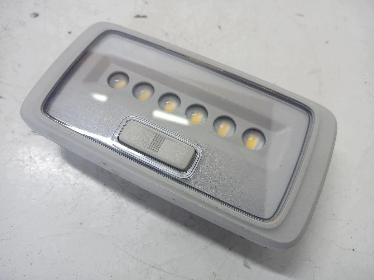 Sisävalaisin LED Renault Master III IV 264309873R