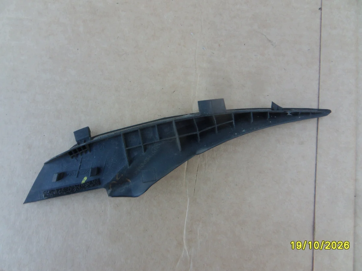 Windshield Cowl Cover Left Toyota Auris II E180 53867-02040