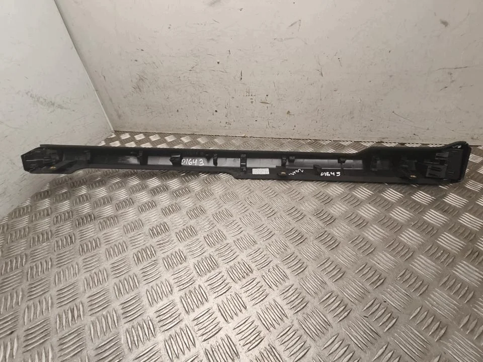 Audi Q6 e-tron 85H853189AC cubierta panel control derecha