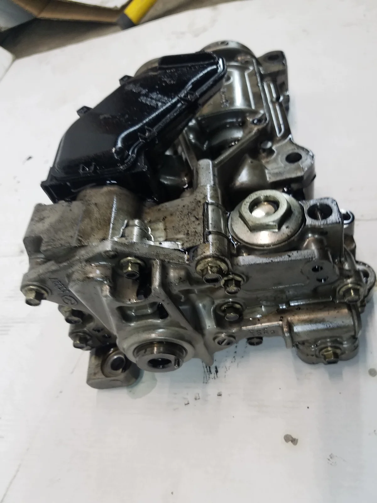 Mazda 6 öljypumppu image 3