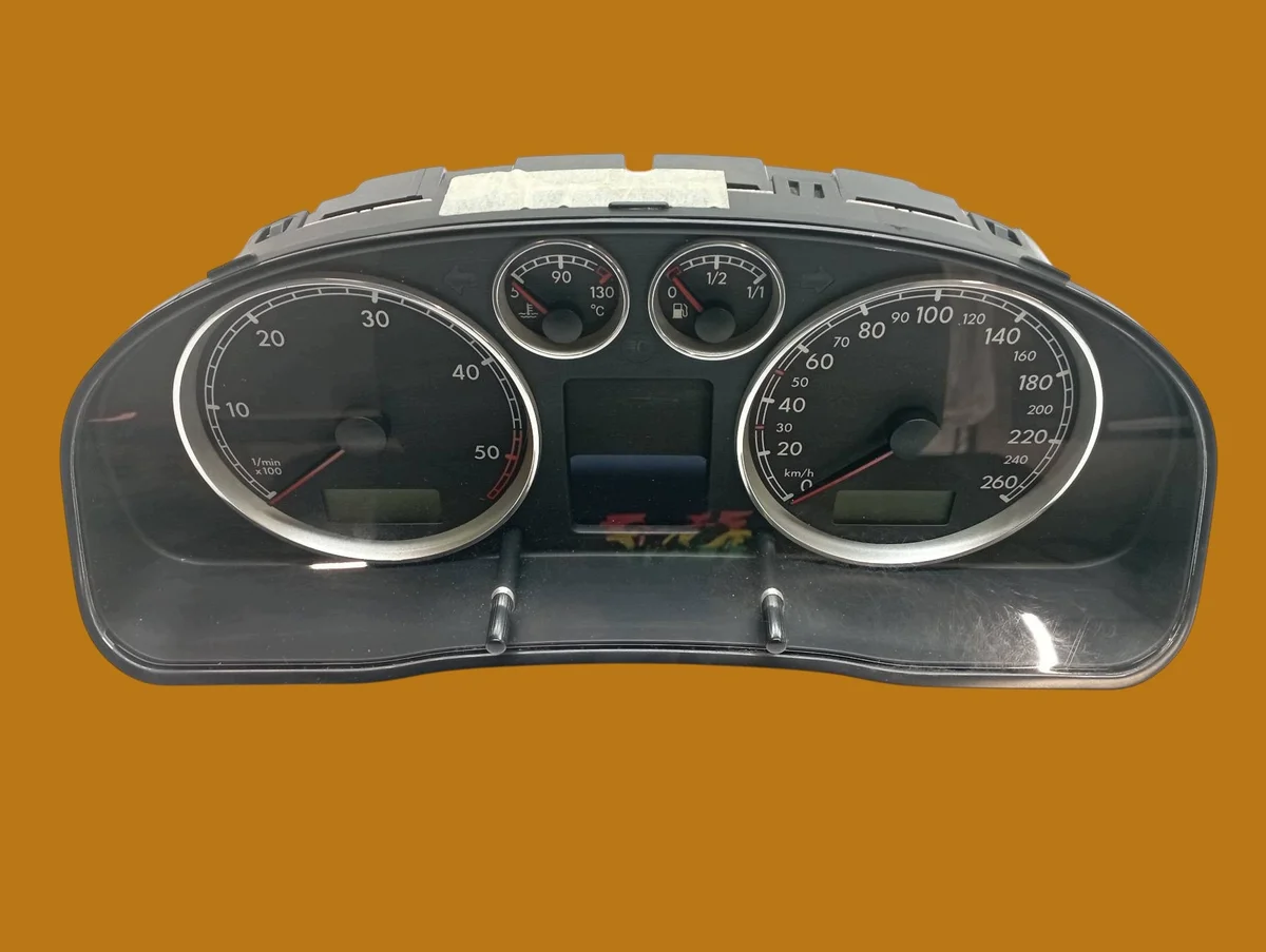 Mittaristo VW Passat V 3B0920827A 1.9 TDI