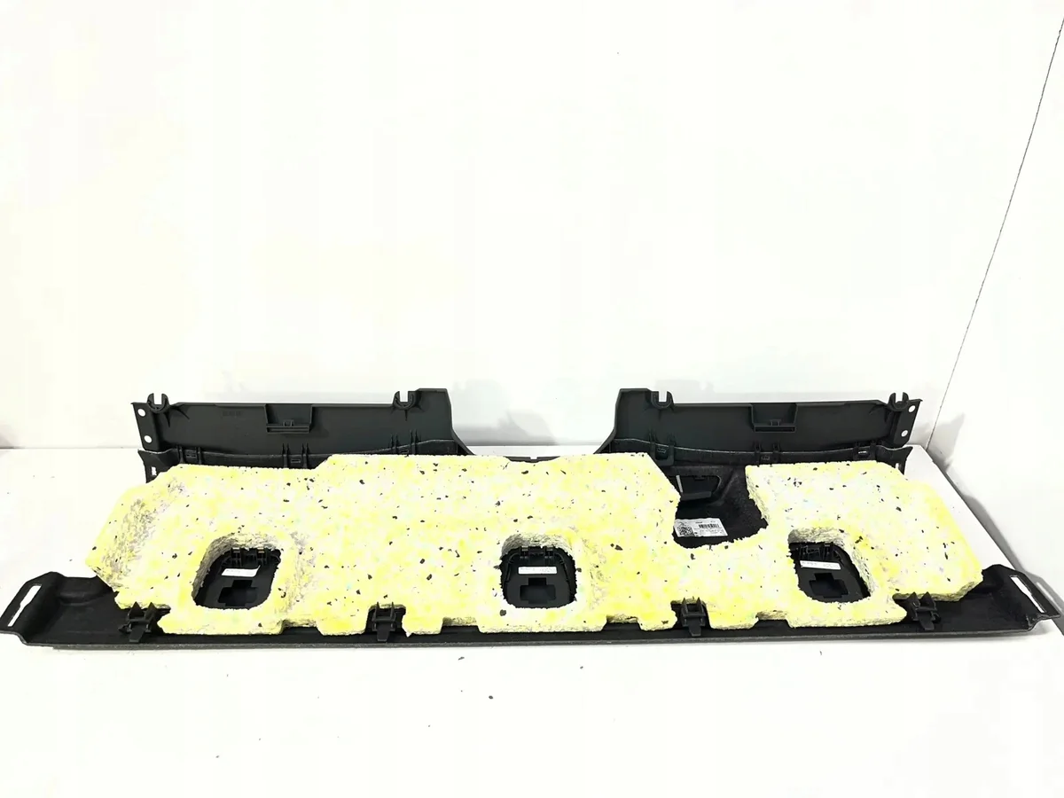 Tavaratilan hylly BMW 7 G70 5A121A2 M-paketti image 5