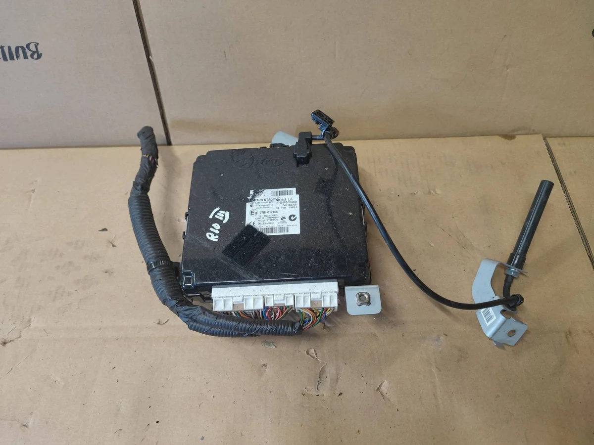 Start-Stop Ignition Control Module Kia Rio 954801W020